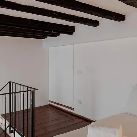 Apartman M28 Urban Loft Navigli *